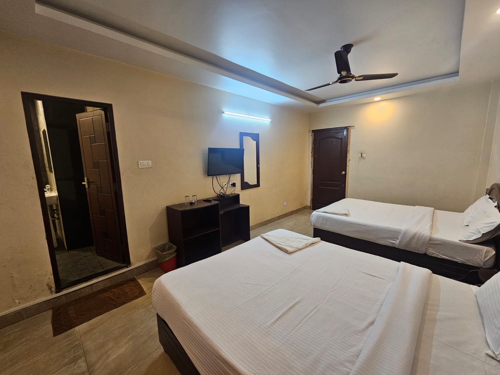 Inside the Jays Inn family room with two beds